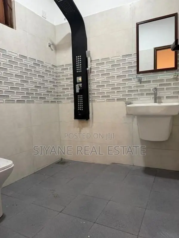 Brand New Modern Single Storey House For Sale Athuurgiriya