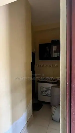Two-Storey House for Rent – Maligawatte