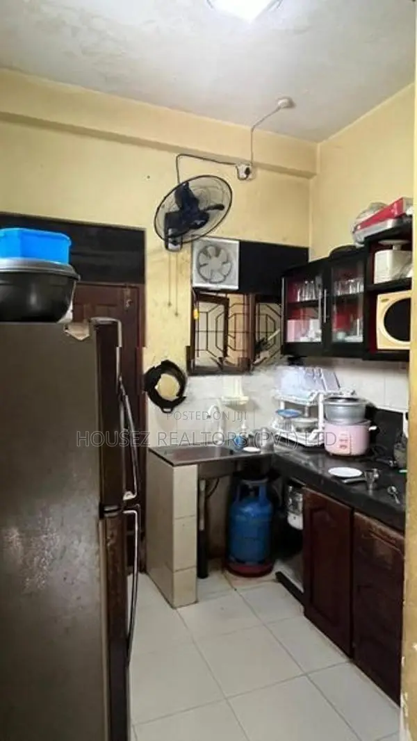 Two-Storey House for Rent – Maligawatte