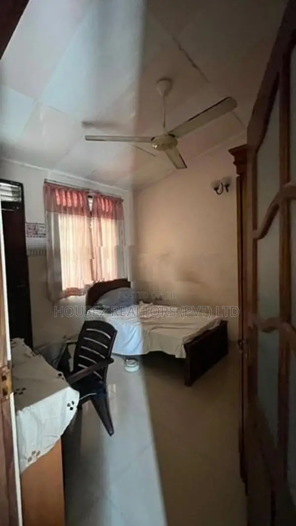 Two-Storey House for Rent – Maligawatte