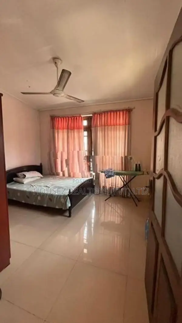 Two-Storey House for Rent – Maligawatte