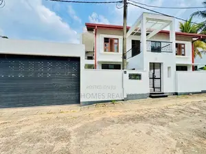 4 Bedroom Luxury Home for Sale – Boralesgamuwa
