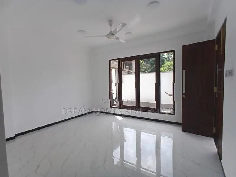 Two Storey Luxury Home at Gorakapitiya, Pannipitiya