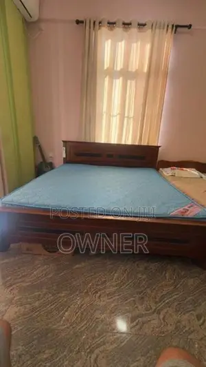 Sharing Room for Rent in Colombo 2 Girls Only