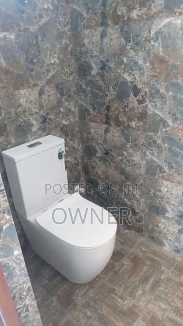 Sharing Room for Rent in Colombo 2 Girls Only
