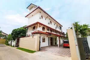 Deluxe 8 Room Hotel for Sale in Negombo