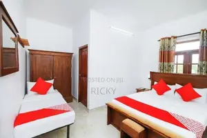 Deluxe 8 Room Hotel for Sale in Negombo
