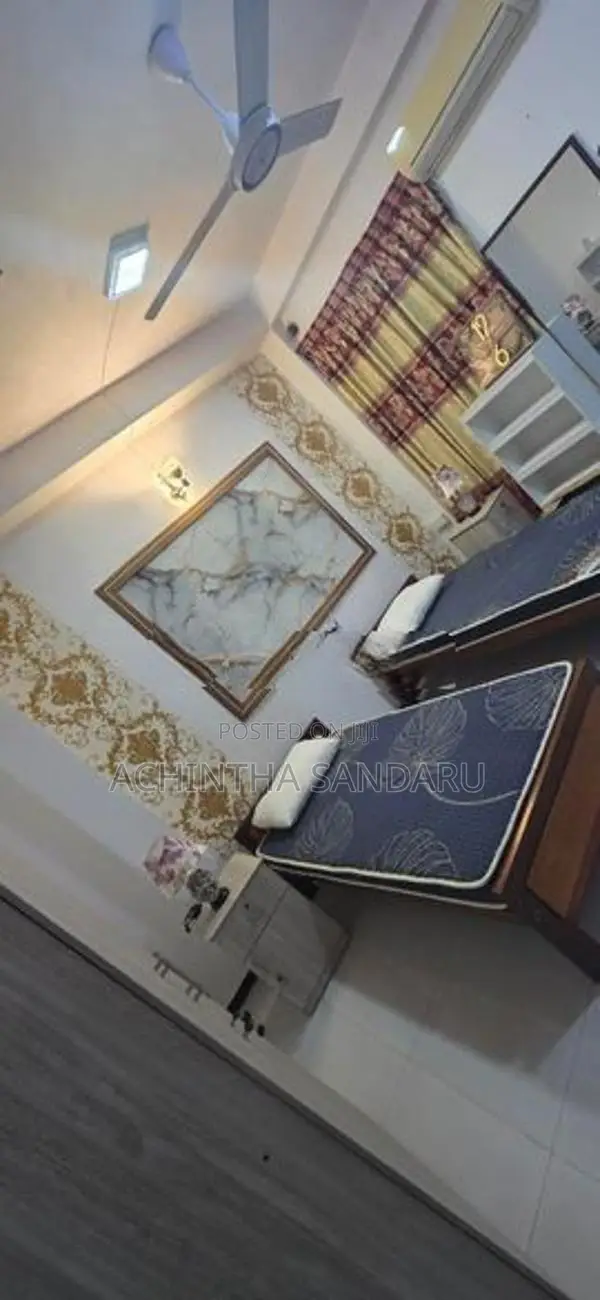 A/c Rooms Rent for Girls - Makola