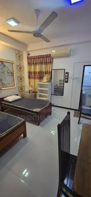 A/c Rooms Rent for Girls - Makola