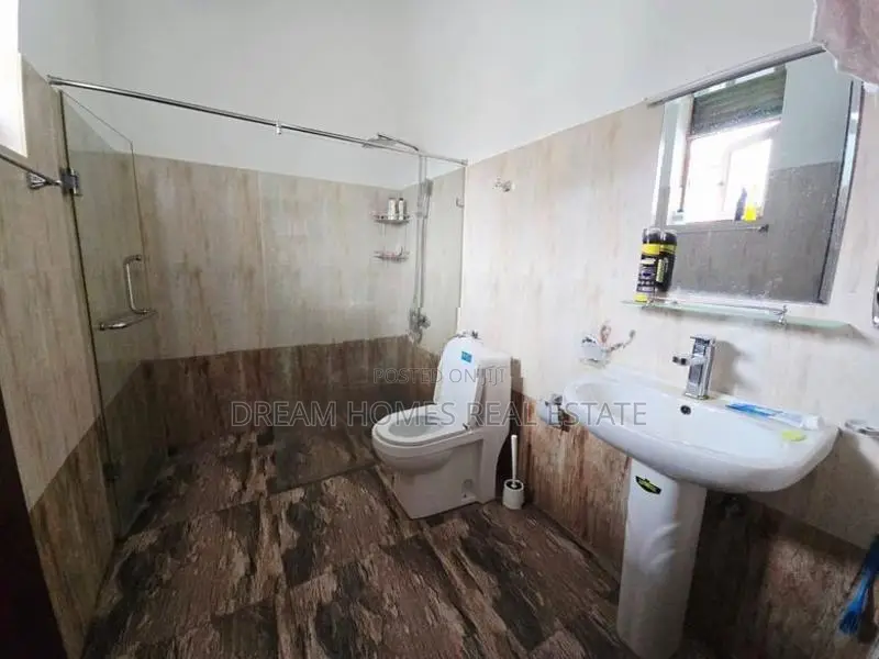 Luxury 2-Storey House with Rooftop for Sale – Pannipitiya