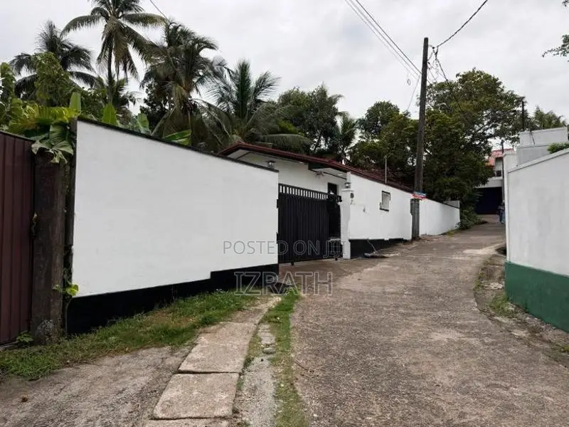 Spacious Standalone House for Rent – Tissa Mawatha, Horethuduwa