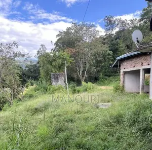 100 Perches Land with Two Storied House Bindunuwewa