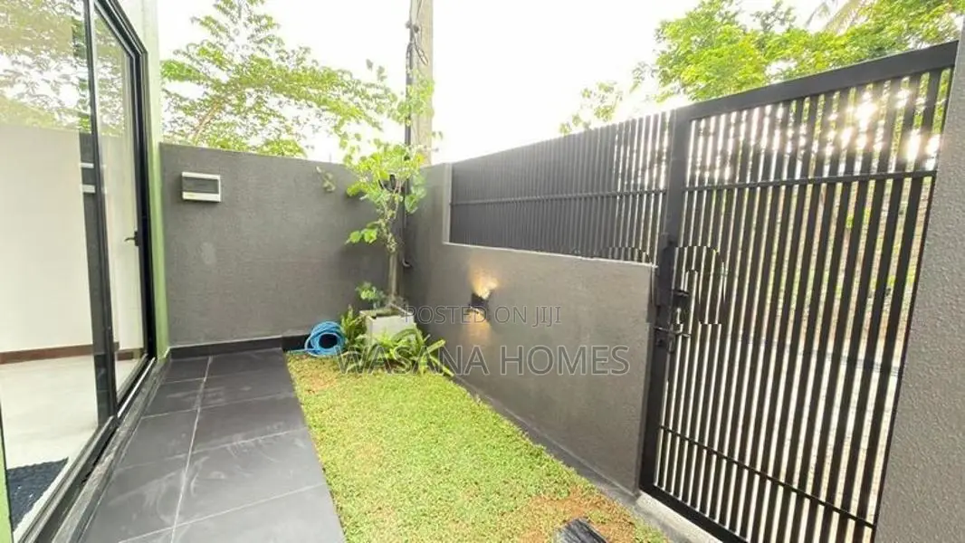 Modern House for sale Pannipitiya