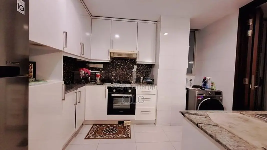 Emperor 3 Bedrooms Furnished at Colombo Sale