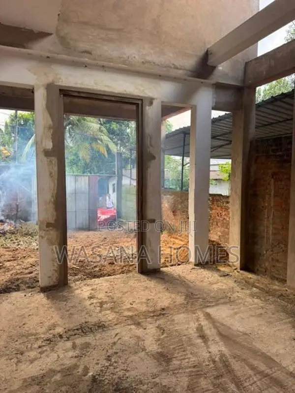Structure Completed 3 Story House for Sale Boralasgamuwa