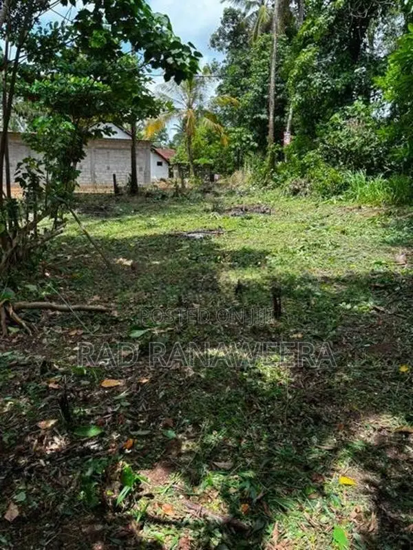 Land for Sale near Thewaththa Church