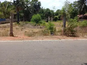 காணி விற்பனைக்கு மருதனார்