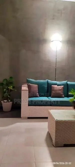 Luxury Two-Story House – Nittambuwa