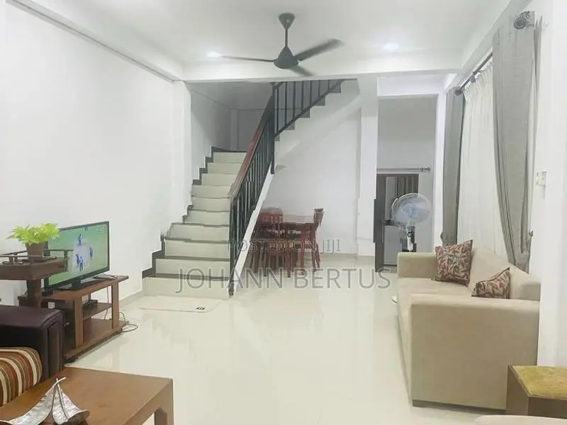 Luxury 3-Bedroom Semi-Furnished House for Rent – Boralesgamuwa