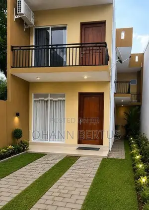 Luxury 3-Bedroom Semi-Furnished House for Rent – Boralesgamuwa
