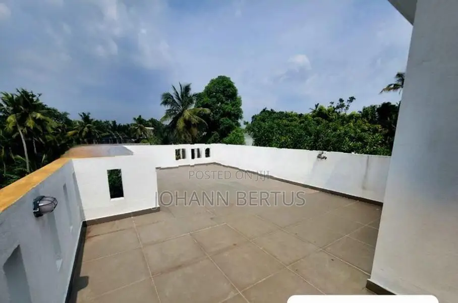 Luxury 3-Bedroom Semi-Furnished House for Rent – Boralesgamuwa