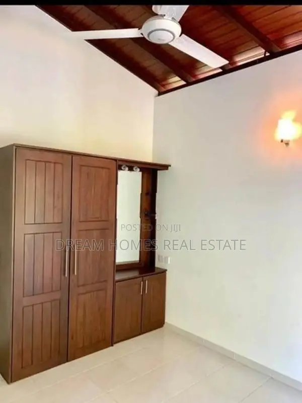 Modern Family Home for Rent – Thalawathugoda