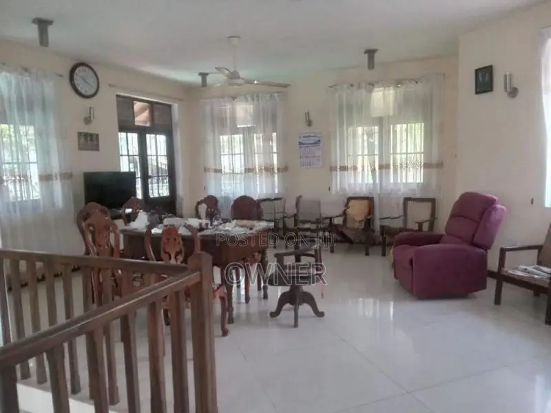 Luxury Anex for Rent (furniture /AC) Pannipitiya