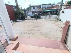4 Story Building for Rent Facing Main Road Nugegoda