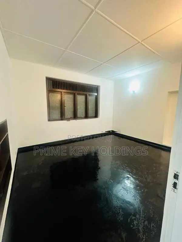 Commercial Space for Rent – Prime Location in Nugegoda (CR147)