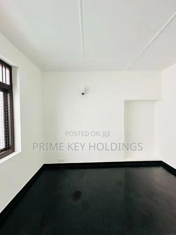 Commercial Space for Rent – Prime Location in Nugegoda (CR147)