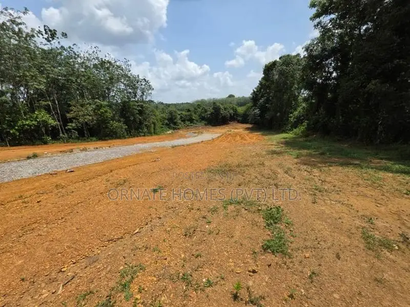 Mawak Oya Facing Land For Sale - Padukka