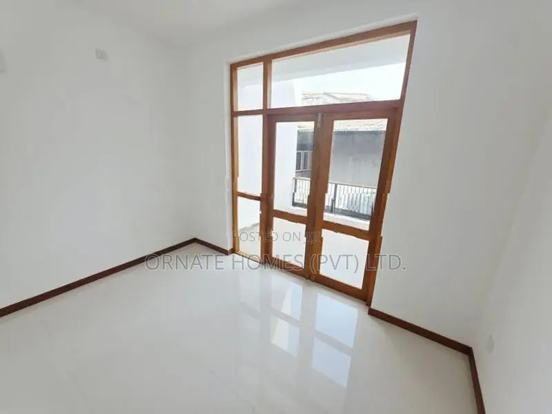Brand New Luxury House For Sale - Nugegoda, Delkanda