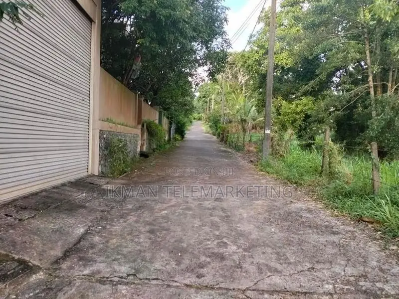 Valuable 20 Perches Residential Land for Sale in Makandana, Kesbewa