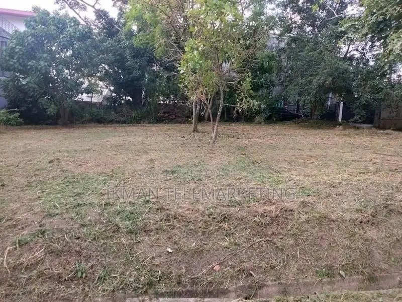 Valuable 20 Perches Residential Land for Sale in Makandana, Kesbewa