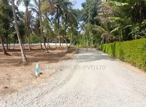 Lake Front Land in Melsiripura Town Y 08