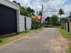 පදිංචියට සුදුසු පර්.16 ක ඉඩමක් විකිණීමට - Piliyandala
