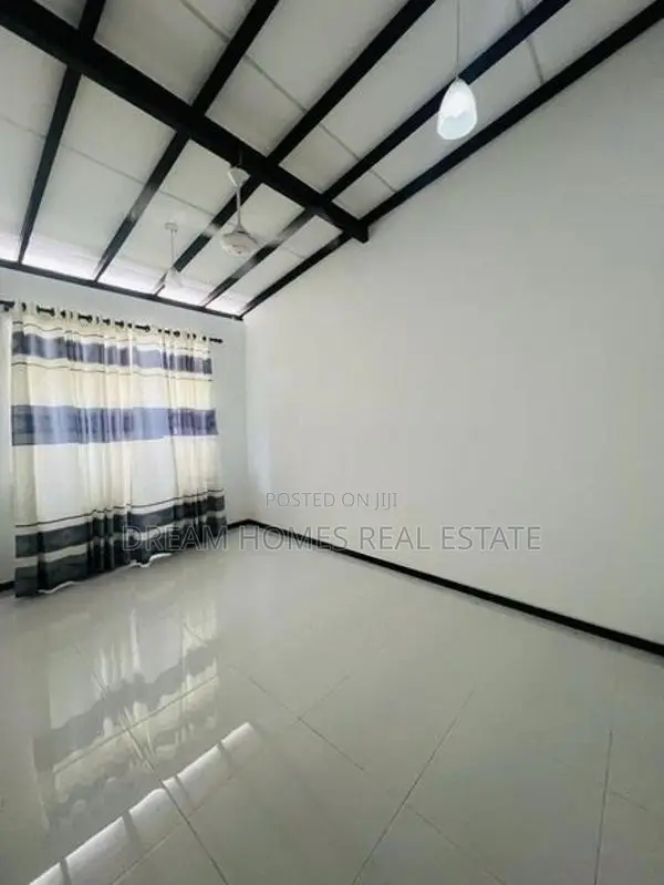 3 Bedroom House for Sale – Peaceful Kesbewa Location