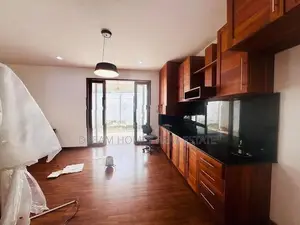 Spacious Luxury House with Private Pool – Pelawatte