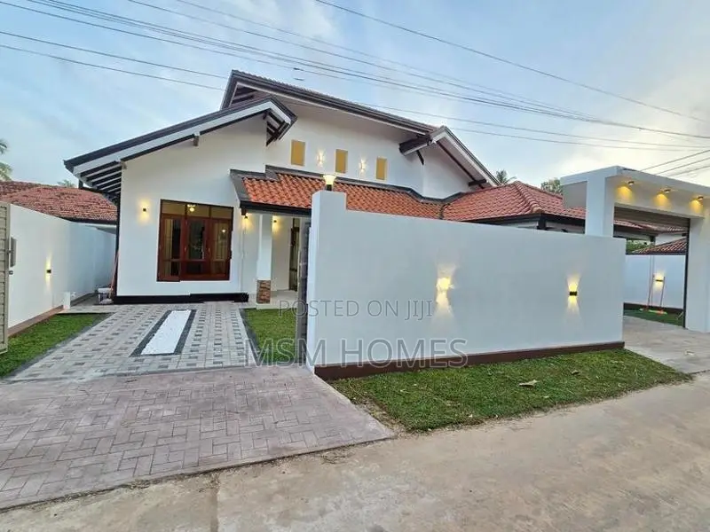 Good Quality Brand New House For Sale @ Negombo