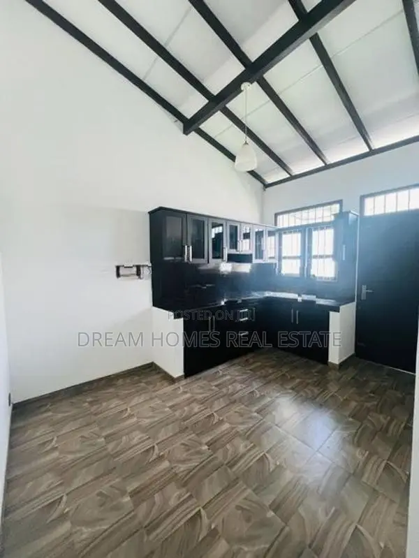 3 Bedroom House for Sale – Peaceful Kesbewa Location