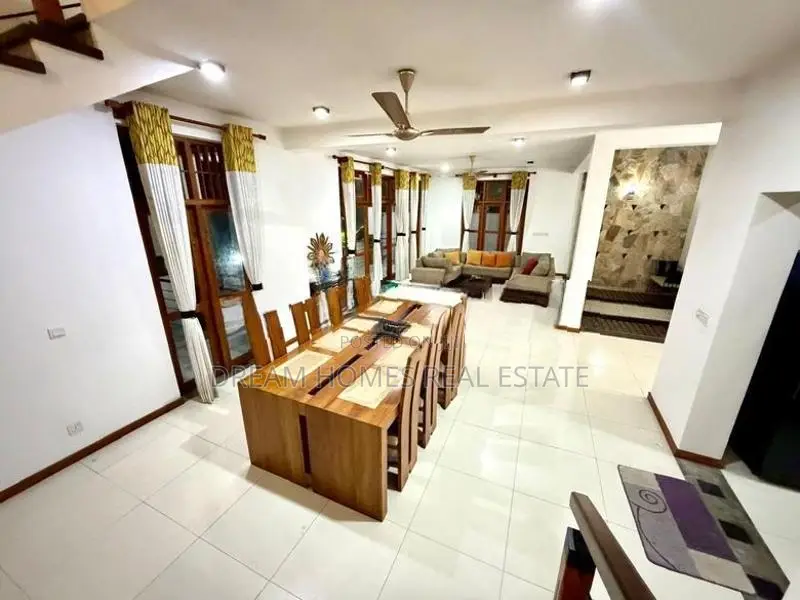 4 Bedroom Luxury Home for Sale – Hokandara Road