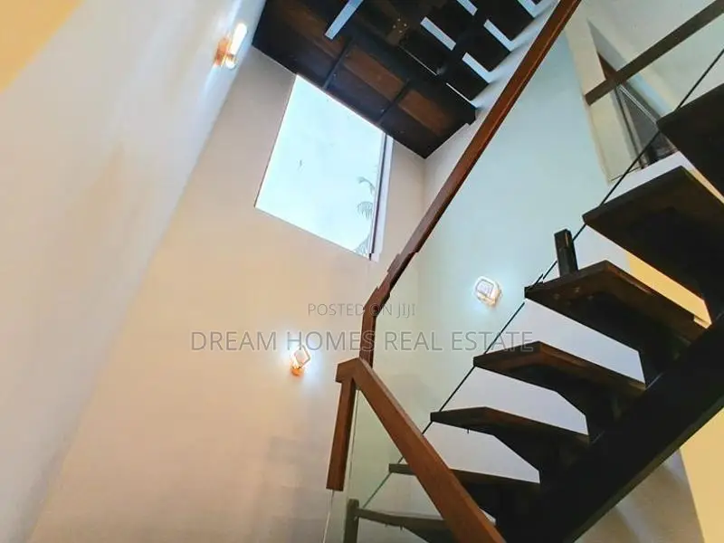 Elegant Two-Storey House for Sale in Piliyandala