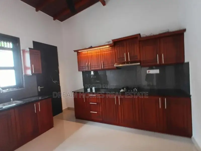 Modern Single-Story House for Sale – Prime Piliyandala