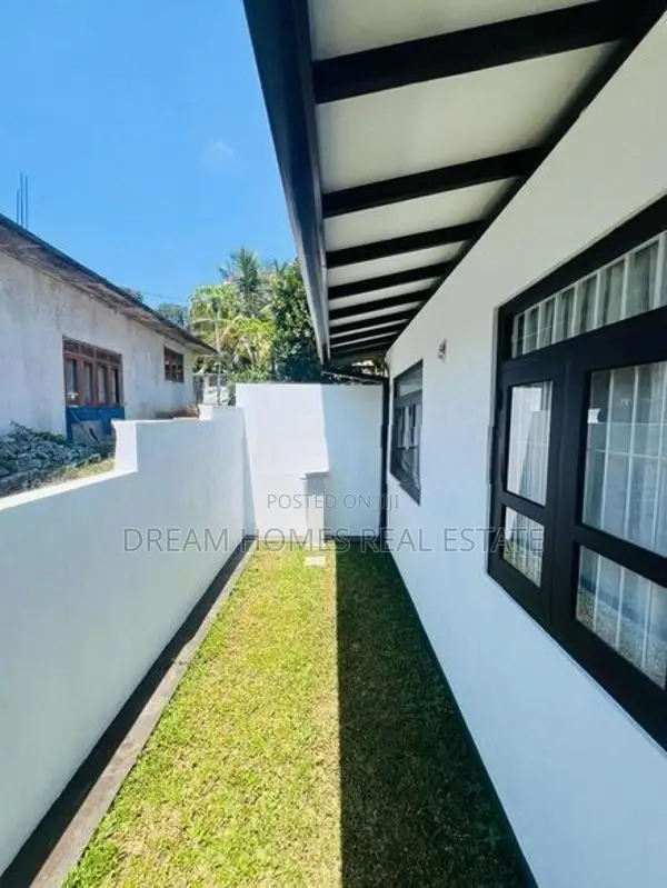 3 Bedroom House for Sale – Peaceful Kesbewa Location