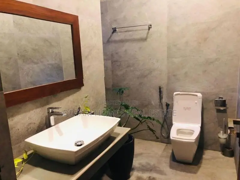 Architect-Designed Family Home | Kahathuduwa