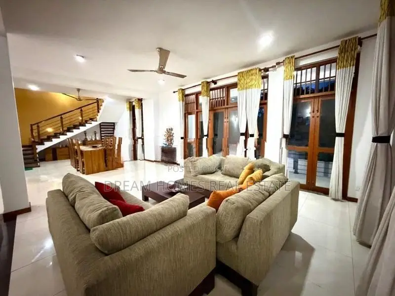 4 Bedroom Luxury Home for Sale – Hokandara Road