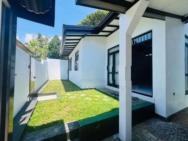 3 Bedroom House for Sale – Peaceful Kesbewa Location