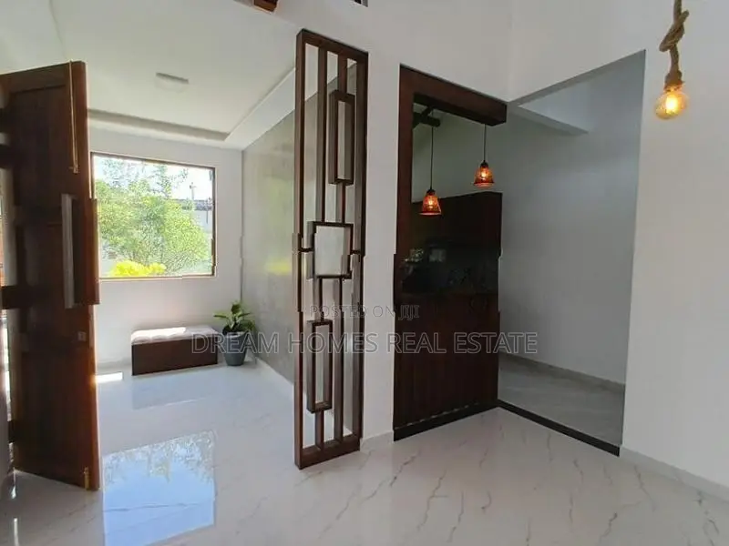 Modern 4 Bedroom Home for Sale in Kesbewa
