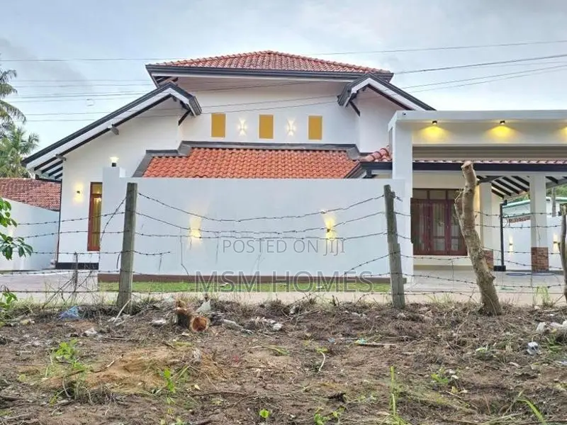 Good Quality Brand New House For Sale @ Negombo