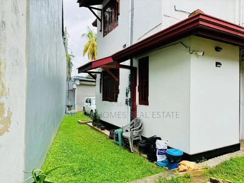 Modern Two-Storey House for Sale in Rajagiriya